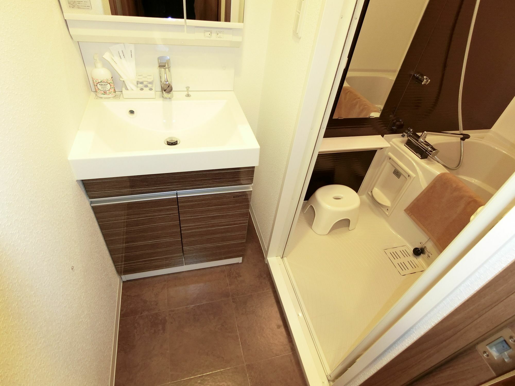 Hr Front Regal Namba West *