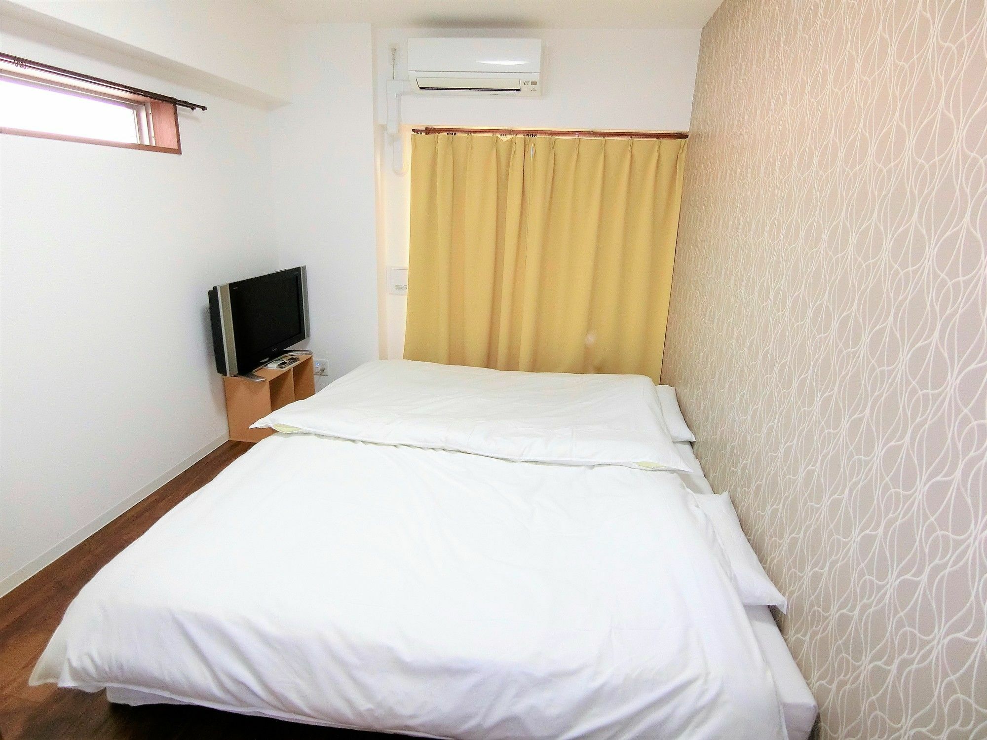 Hr Front Regal Namba West Apartamento