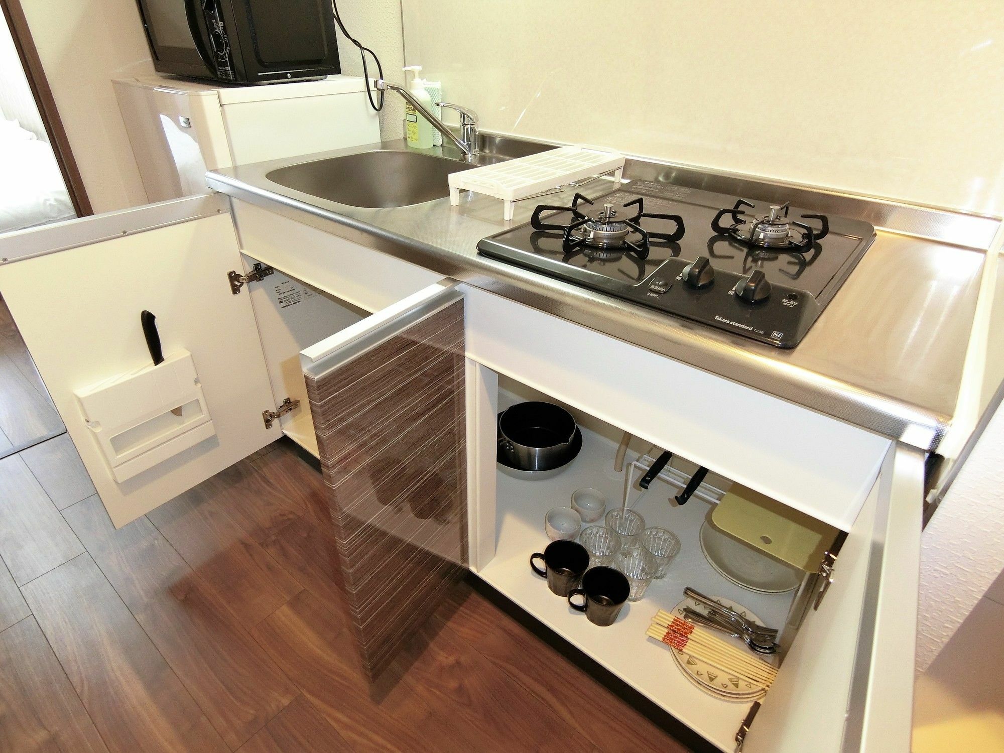 Hr Front Regal Namba West *