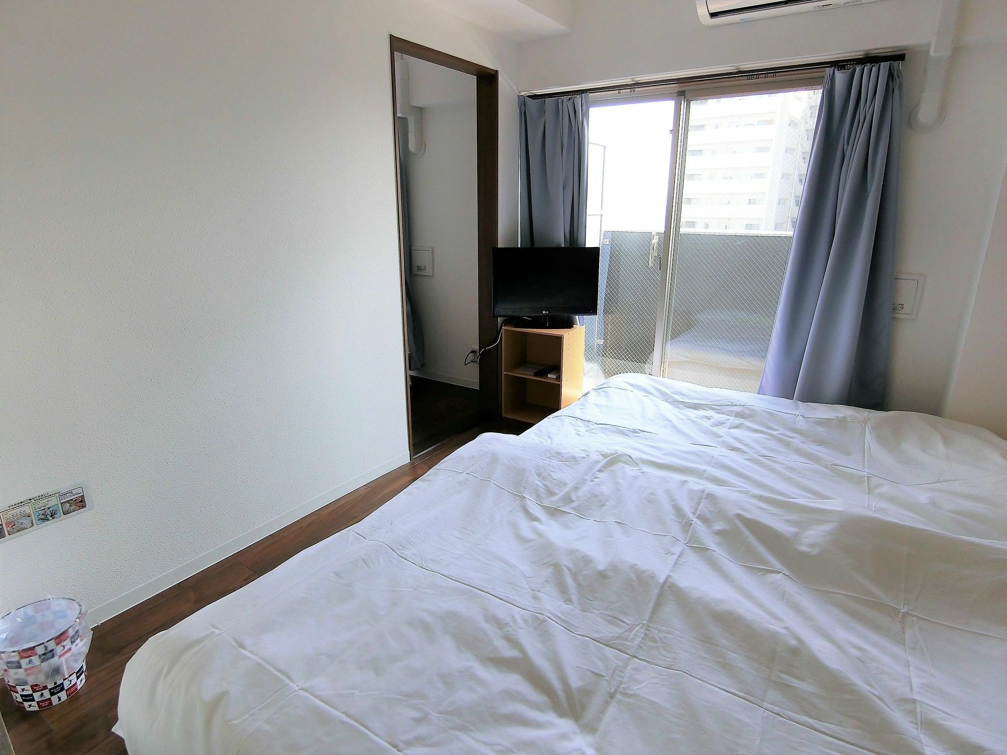 Hr Front Regal Namba West *